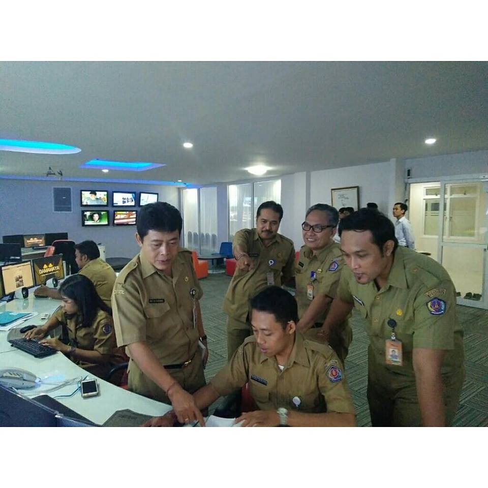 Kantor tabanan pos tabungan buka pegawai sulaiman amir