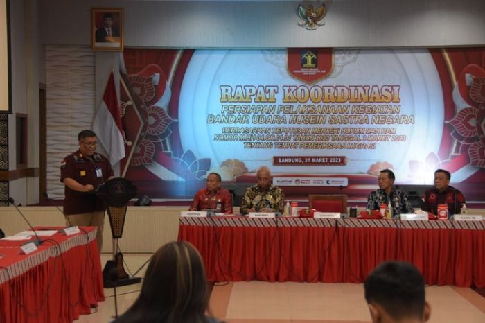 Jasa Pembuatan Yayasan Husein Sastranegara Bandung