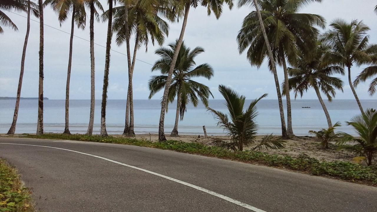 Nias dan pergi kapal wisata laut pesawat pulau dihuni suku niha ono mayoritas